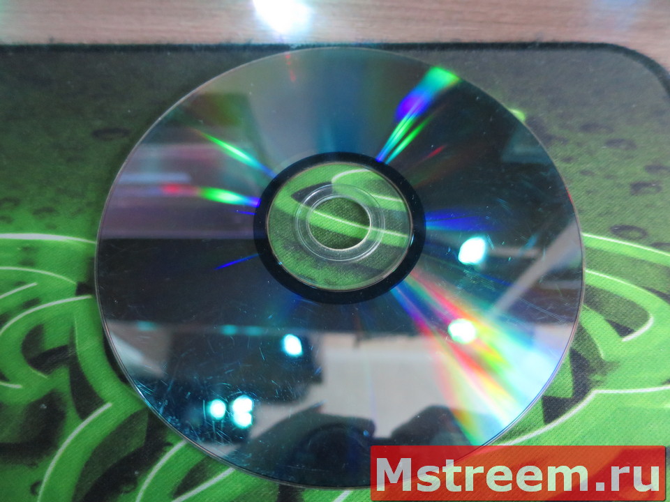 Халькогениды на поверхности диска DVD+RW