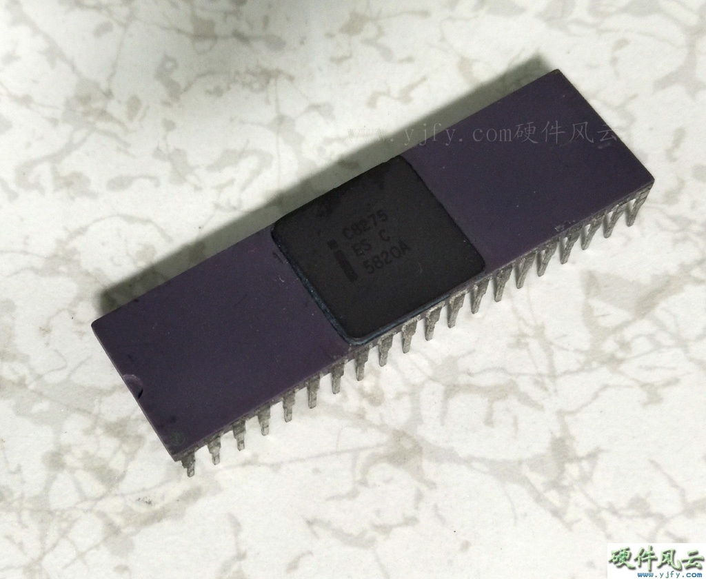 Прототип графического чипа Intel C8275