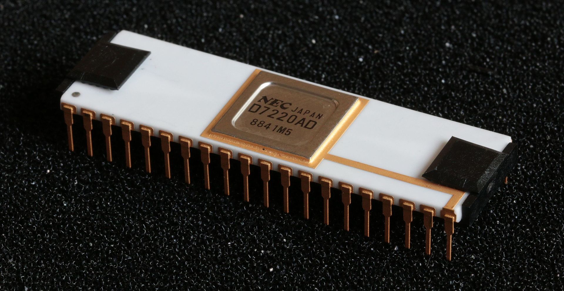 Графический чип NEC 7220